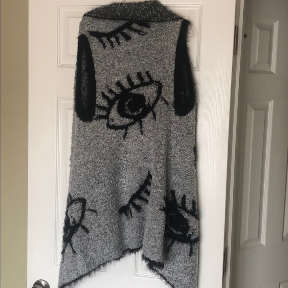 EUC Tempo Paris Wool blend vest